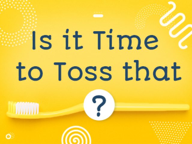 Is it Time to Toss that Toothbrush? (featured image)